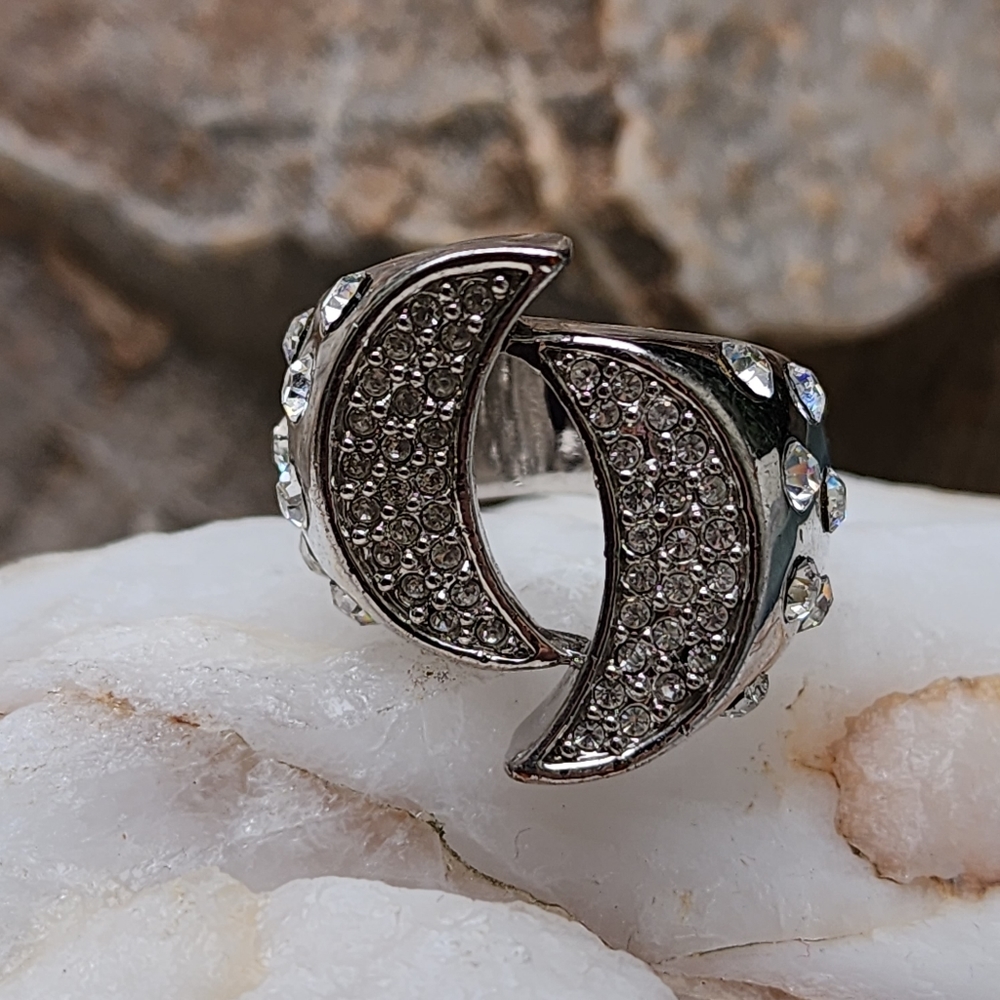 Statement Silver Ring White Crystals Macy's 2 Moon Cocktail Ring - Picture 3 of 15